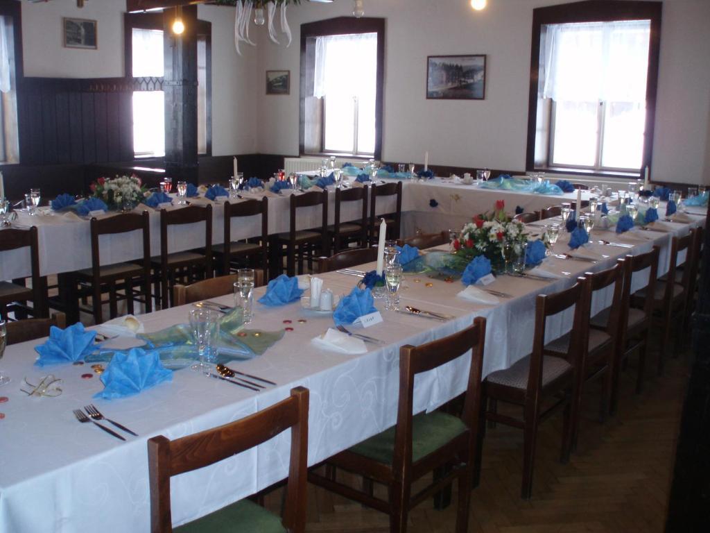 Hotel Dzban Jindrichov 外观 照片
