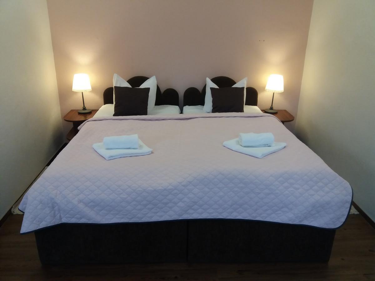Hotel Dzban Jindrichov 外观 照片