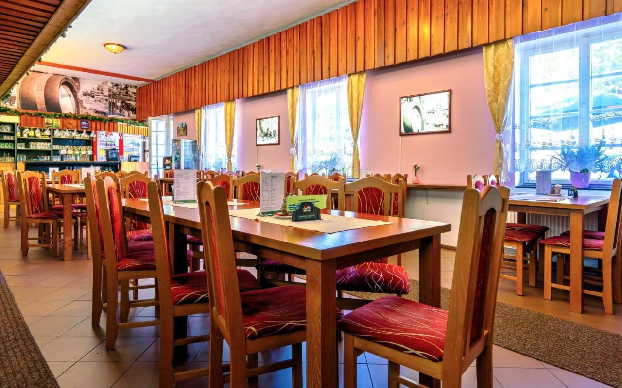 Hotel Dzban Jindrichov 外观 照片
